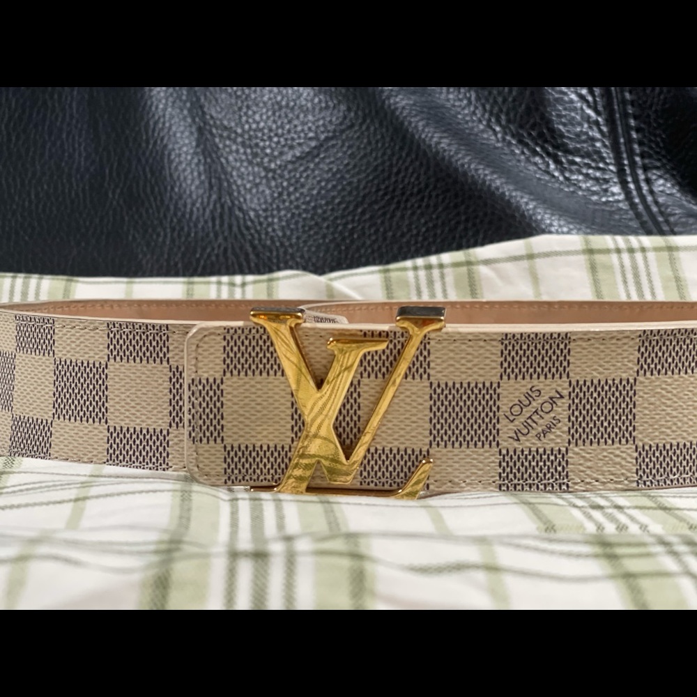 LV azur belt